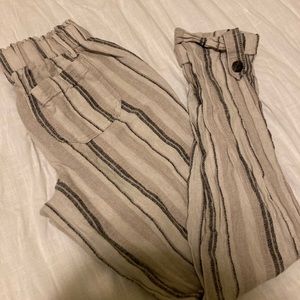 Boho thin comfortable linen pants for beach weather🤍